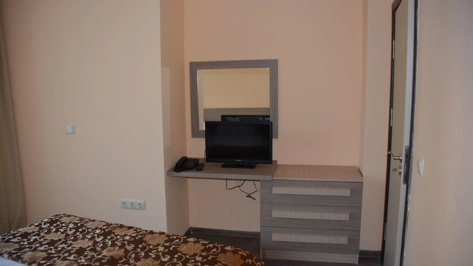 Villa Orange Sozopol 3*,  Bulgaria