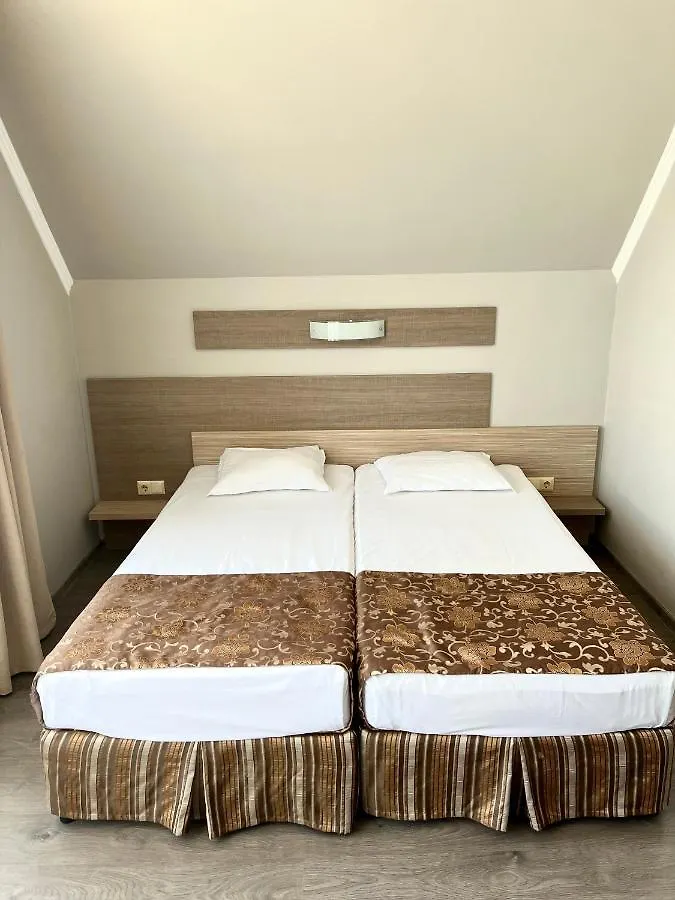 Villa Orange Sozopol Aparthotel
