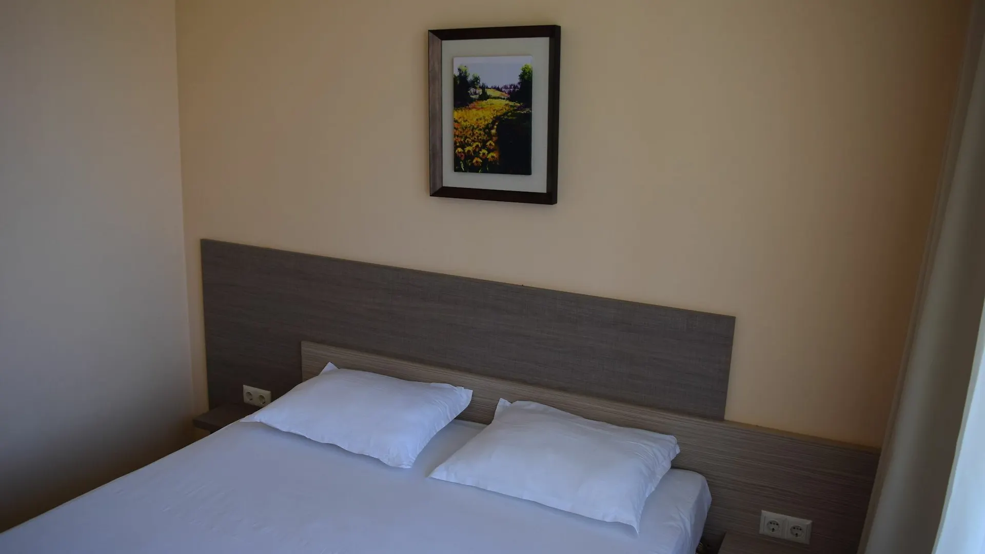 Villa Orange Sozopol 3*,  Bulgaria